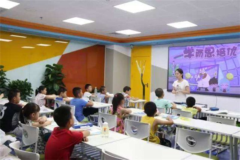 托管服务是什么意思呢？今天我们就来聊聊这个话题。